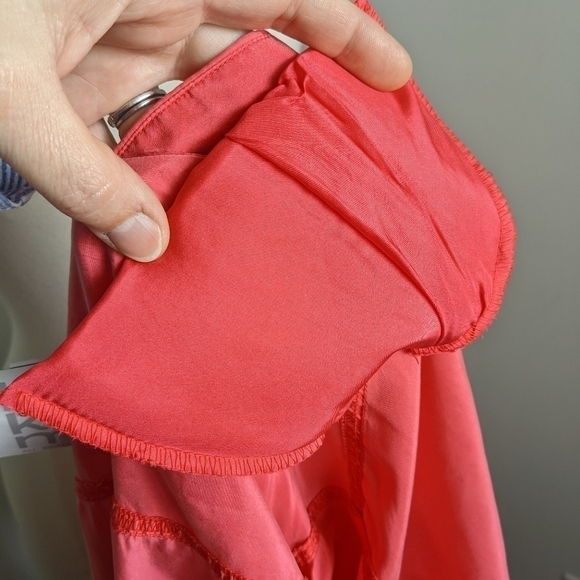 𝅺VINTAGE Kikomo Bright Pink Silk Button Down Blouse M Retro - Picture 10 of 14